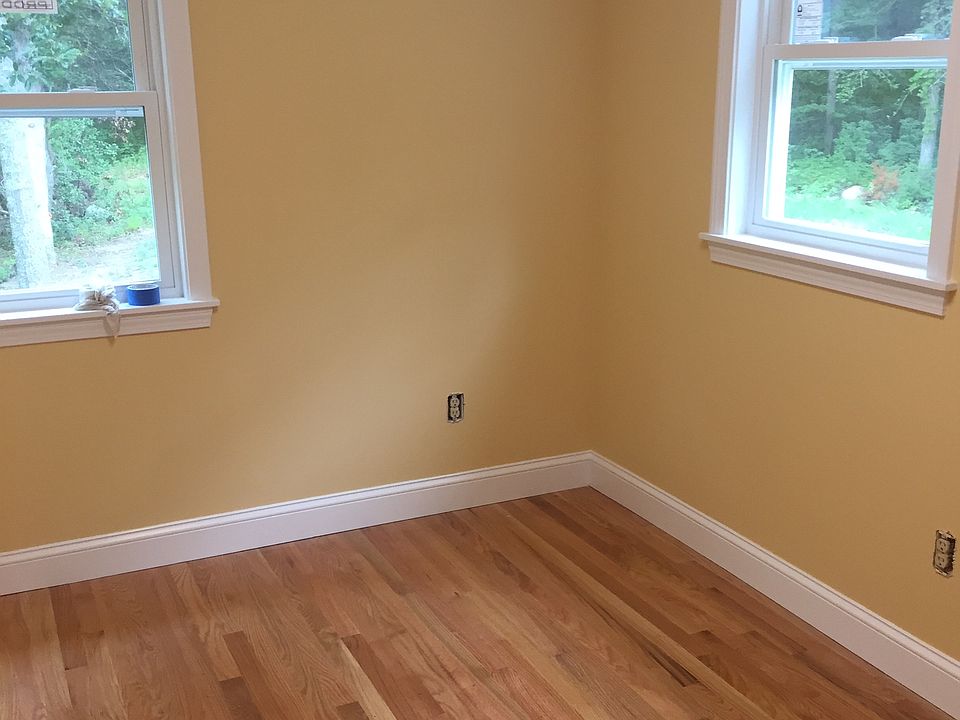 2nd image of 108 Field Rd