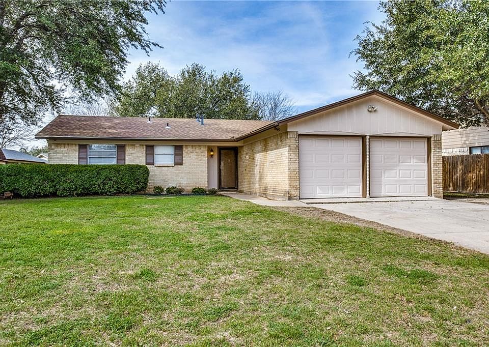 1st image of 6420 Saddlehorse Ln