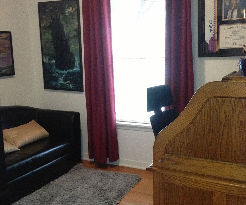 1st image of 367 Oakcrest Dr