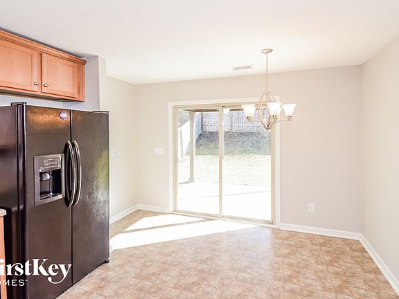 4th image of 164 Green Wood Cir