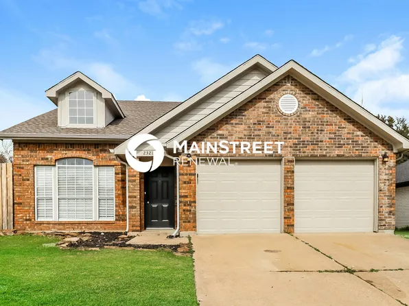 2321 Cromwell Dr, Arlington, TX 76018