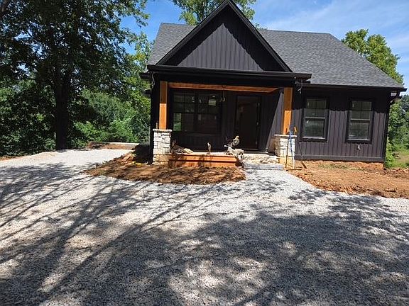 5th image of 510 Pope Rd