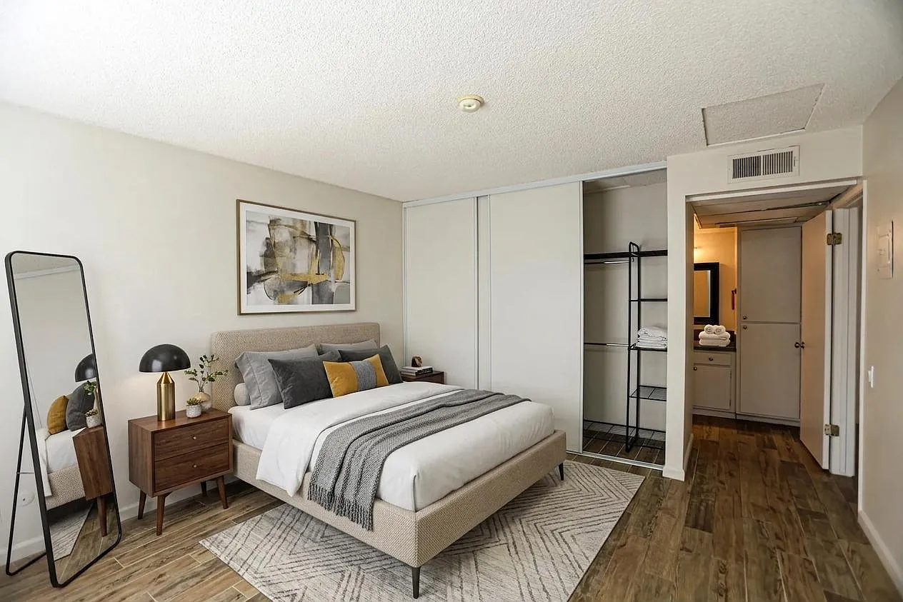 2839 S Fairview St, #F Santa Ana CA 92704 - 1 — Photo 1