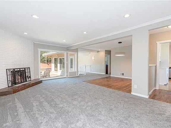 5th image of 535 Camino De Encanto