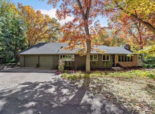 5339 Minnetoga Ter, Minnetonka, MN 55343