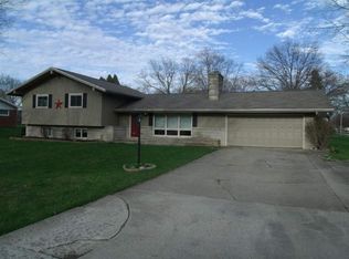 146 Los Angeles Ave, Elkhart, IN 46516