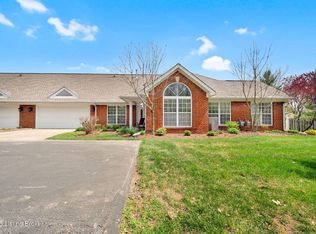 10500 Monticello Forest Cir, Jeffersontown, KY 40299