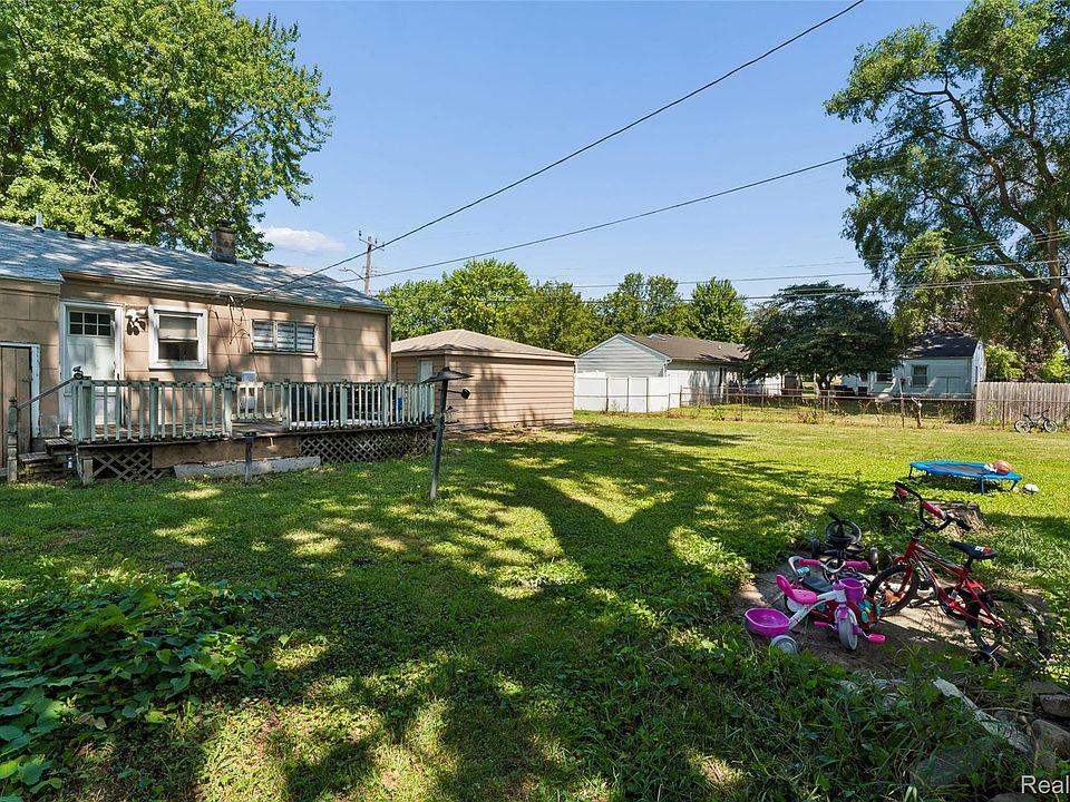 17134 Robert St, photo 7
