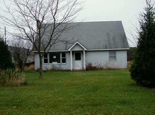 493 Thorn Rd N, Walkerton, IN 46574