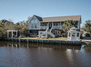 200 Riverview Dr, Bay Saint Louis, MS 39520