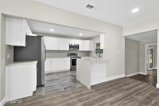1st image of 37048R Meridian Ave