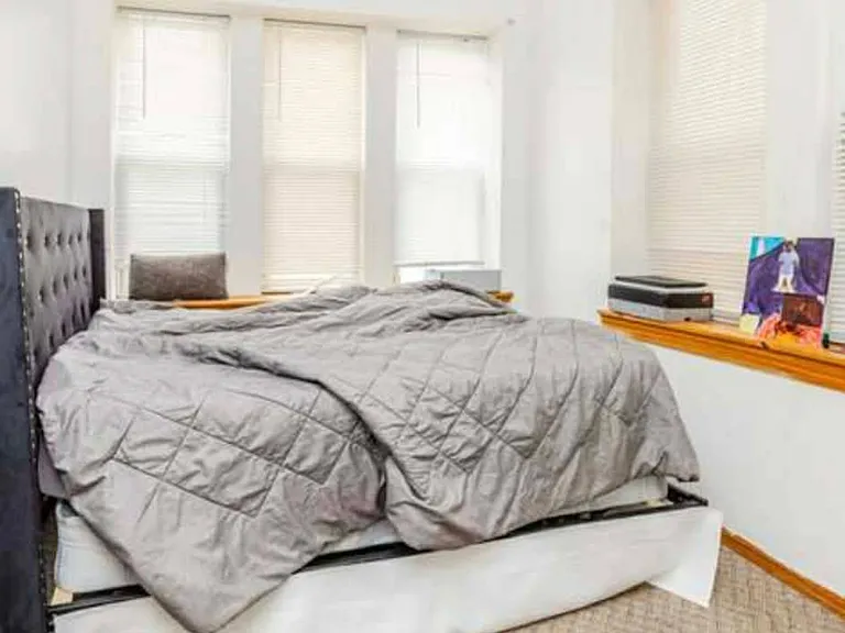 5309 W Congress Pkwy #2 — Photo 4