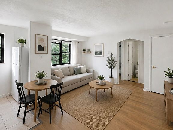 4th image of 330 Greenlee Rd #29
