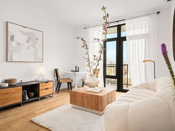 597 Grand Street image 5 of 19