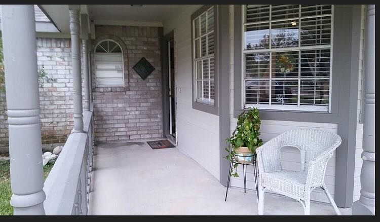 1st image of 1906 Wildwood Dr