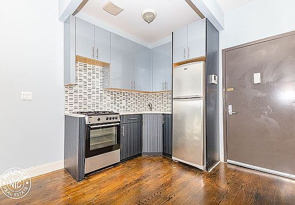 2nd image of 682 Bushwick Ave #4H
