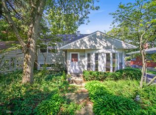 1126 N President St, Wheaton, IL 60187