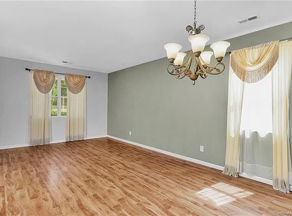 3rd image of 2304 Savannah Hills Dr