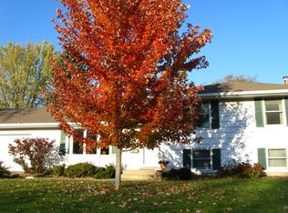 8648 Poplar Bridge Curv, Bloomington, MN 55437