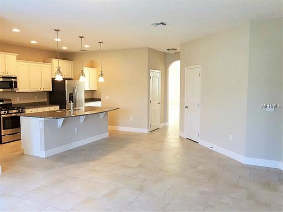 4th image of 4144 Oaktree Dr