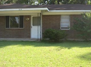 618 Elm St, New Llano, LA 71461