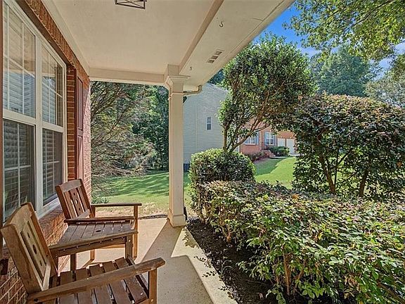 5th image of 1590 Waterway Pl SW