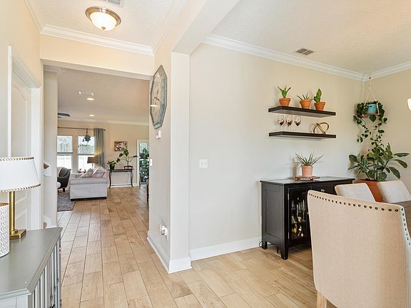 4th image of 104 Grampian Highlands Dr