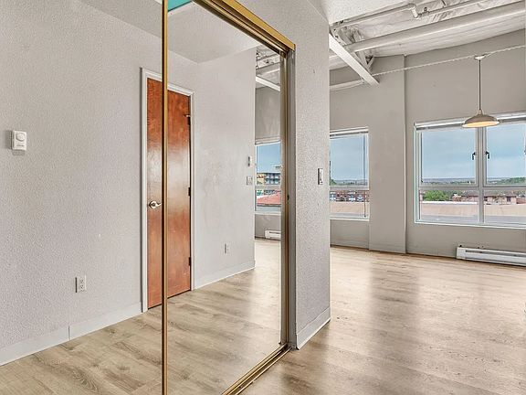 3rd image of 610 Central Ave SW APT 4H