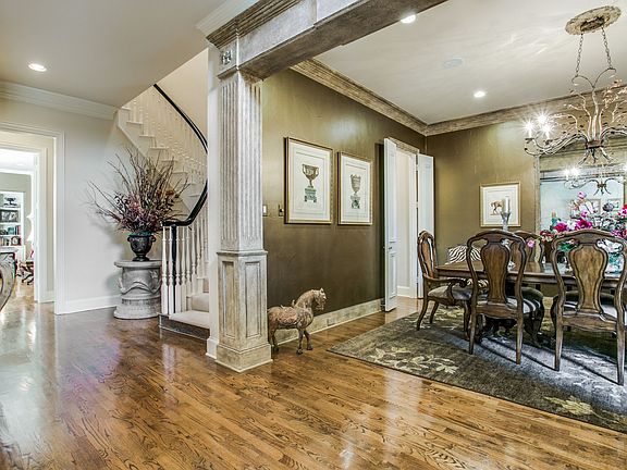 3rd image of 4 Birchmont Ln