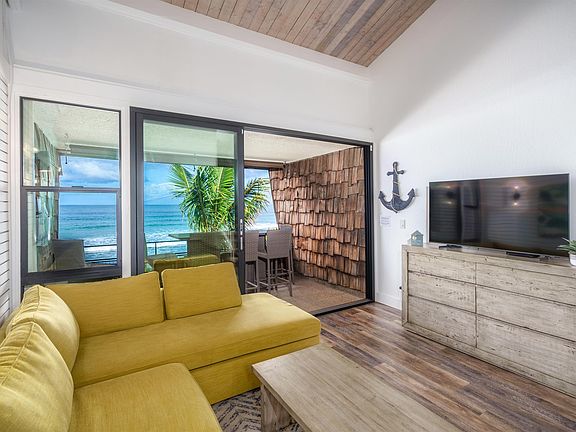 5th image of 3741 Lower Honoapiilani Rd APT 302