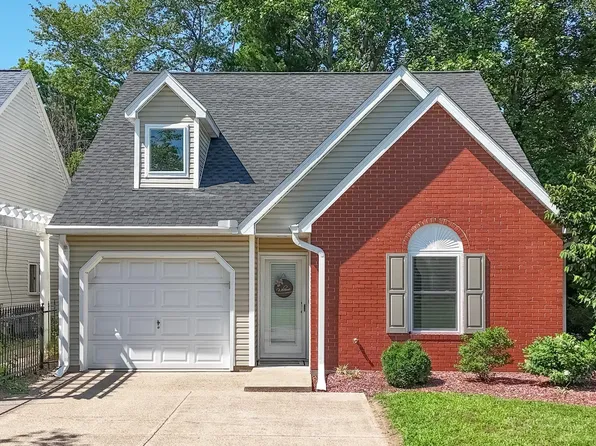 5797 Jeffrey Ln, Newburgh, IN 47630