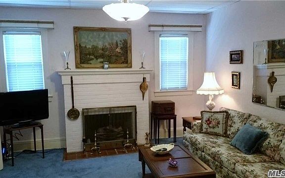 4th image of 8536 Parsons Blvd