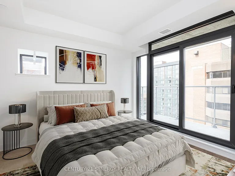 340 Queen St #1201 — Photo 9