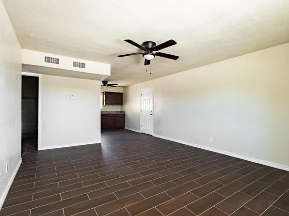 1385 Rivera Dr, Eagle Pass, TX 78852