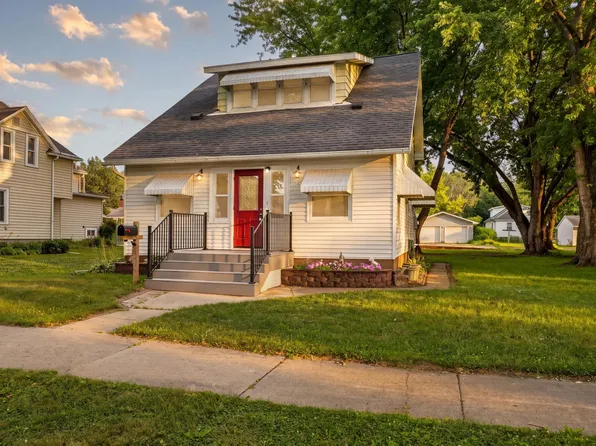 1423 N 2nd St, Mankato, MN 56001