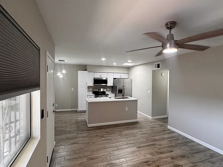 Livingroom Kitchen View