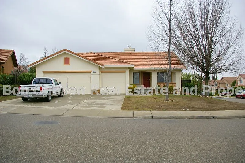 4600 Colt Ct photo 1