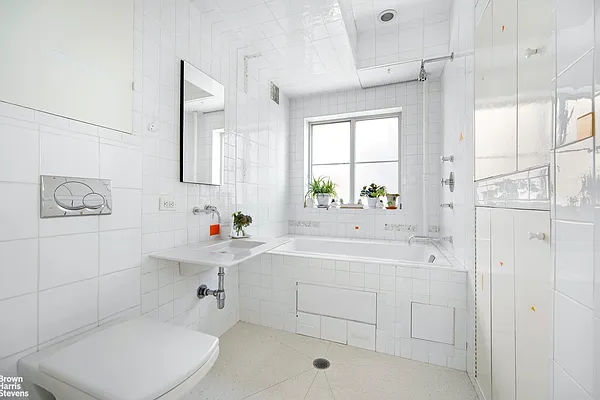 Rented by Brown Harris Stevens | media 7