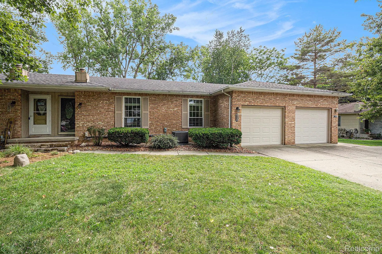 2497 Golden Shores Dr photo 1