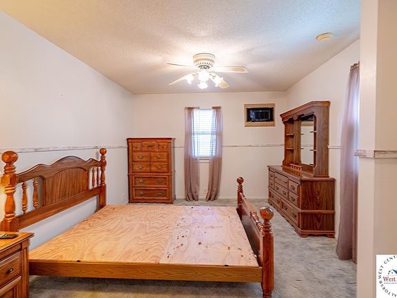 5th image of 206 Angelica Dr