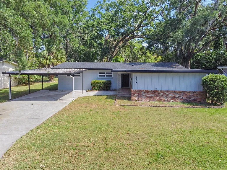 535 W Palmeden Dr — Photo 45