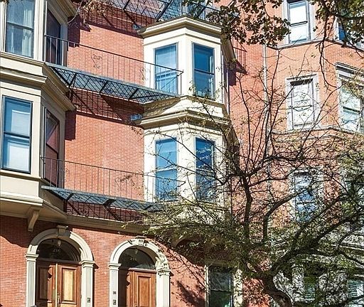 2nd image of 214 Beacon St