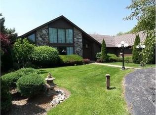 5 Lexington Rd, South Barrington, IL 60010