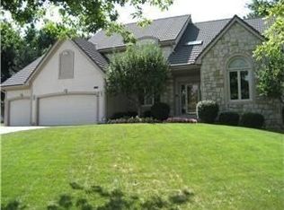 7921 Randall Dr, Lenexa, KS 66215