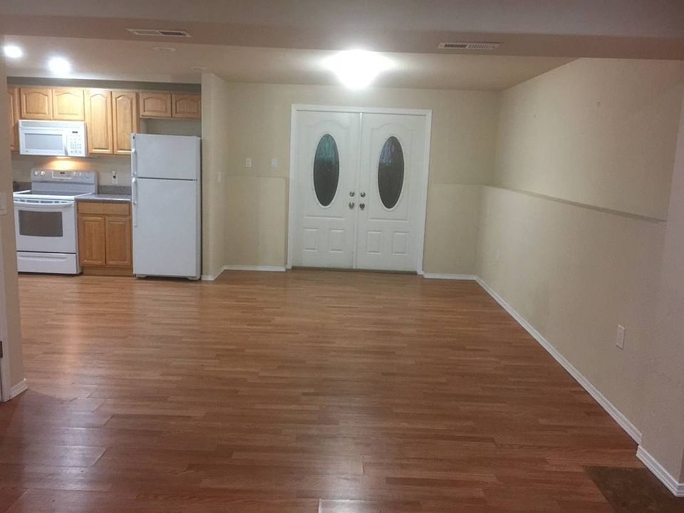 1st image of 13229 100th Pl NE #C
