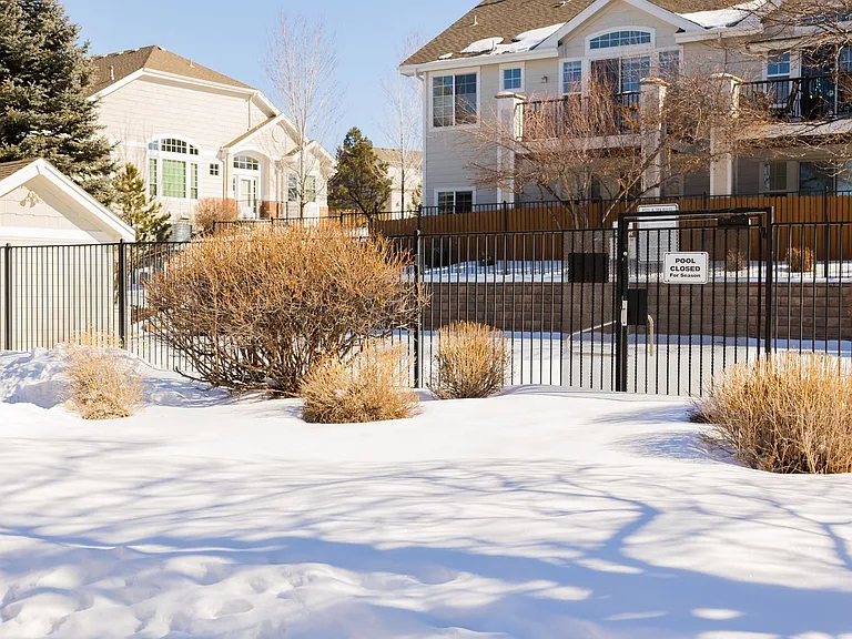 2960 Newport Cir — Photo 25