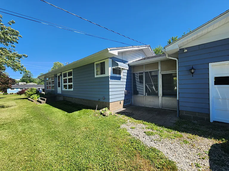 3981 Ridge Pkwy — Photo 22