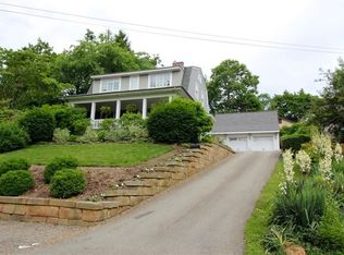 402 Burlington Rd, Pittsburgh, PA 15221