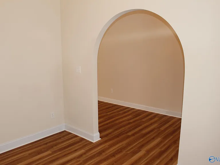 103 Glen View Dr — Photo 7