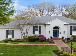 1002 Alta Cir, Louisville, KY 40205